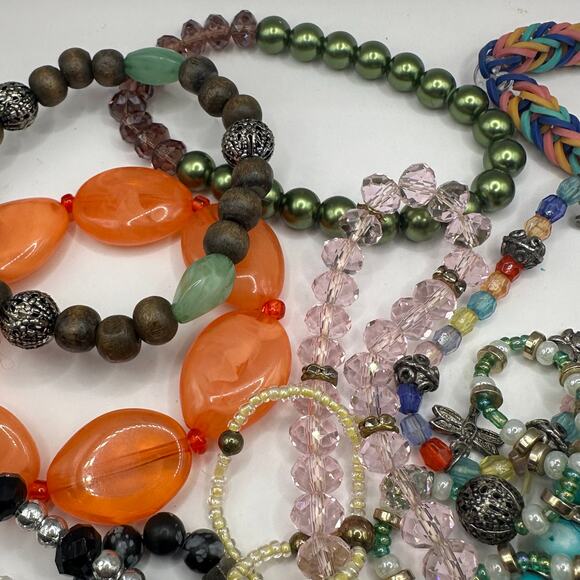 Bracelet Lot 23 beaded Craft Lot Stretch Boho Sparkle Mixed bundle - Picture 6 of 11